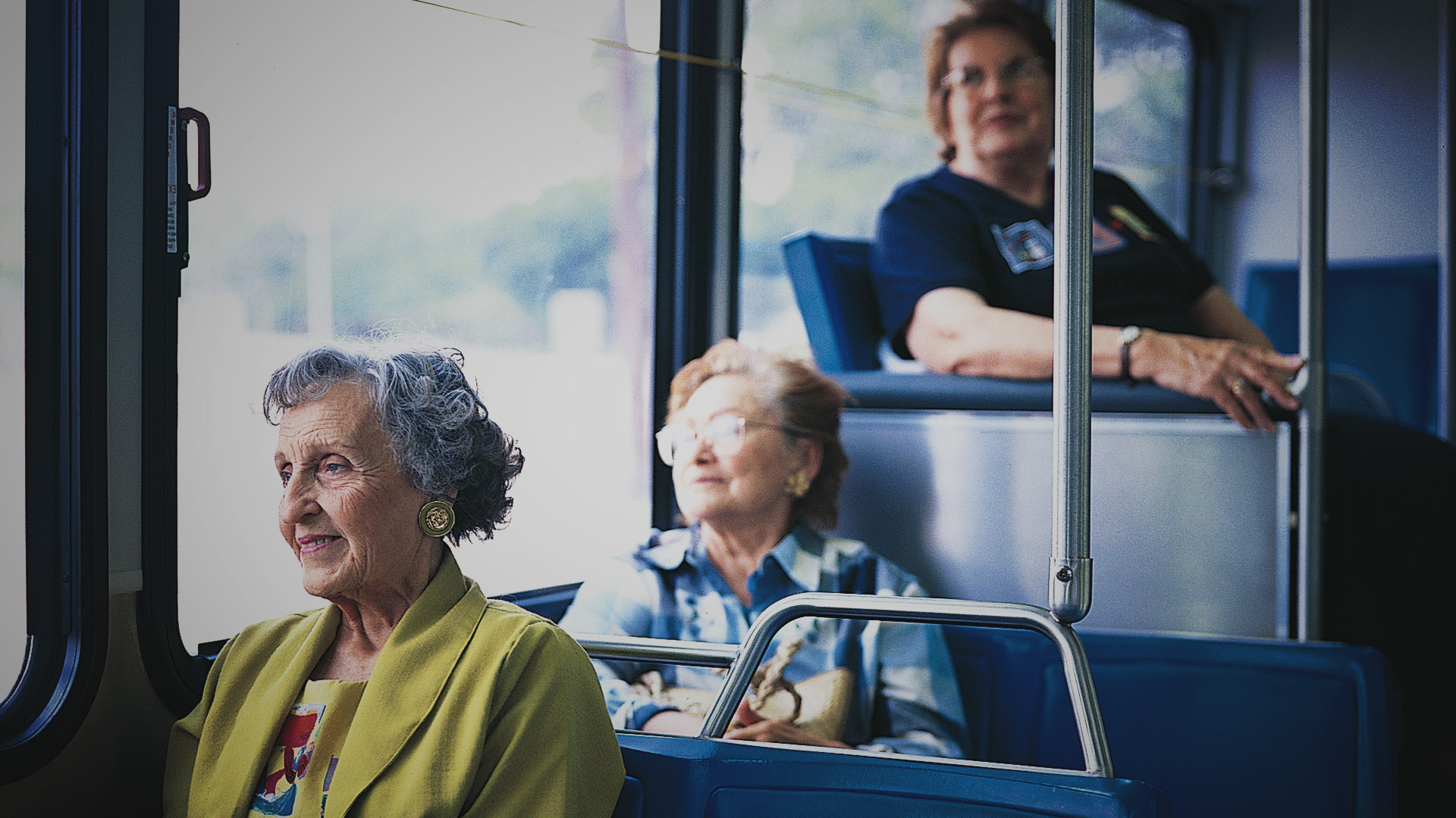 À Paris, les transports en commun enfin gratuits pour les plus de 65 ans ! Par Robin Ecoeur                                 Reduced-Fares